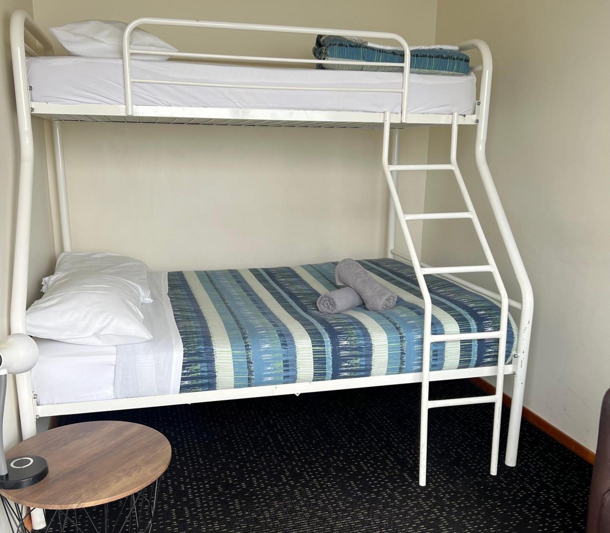 On Top Backpackers Dunedin Exteriör bild